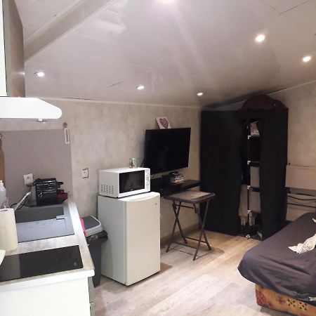 Chalet Type Studio De Charme Avec Jacuzzi Touet-de-l'Escarene Exterior photo