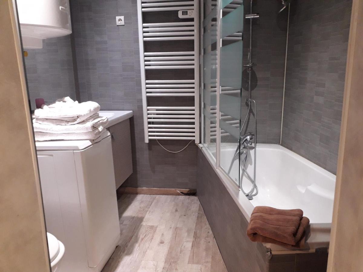 Chalet Type Studio De Charme Avec Jacuzzi Touet-de-l'Escarene Exterior photo